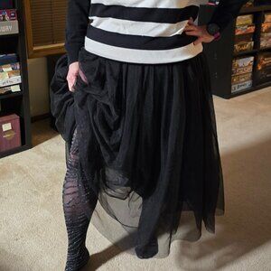 Unique Vintage Plus Size Black Tulle Hilty Skirt Plus Size